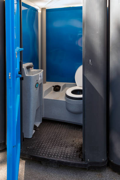 Portable Toilet Options We Offer in Westlake, OH